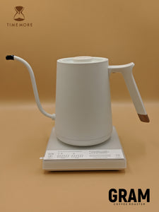 Timemore: Electric Pour-over Kettle Thin Spout (Black/White)